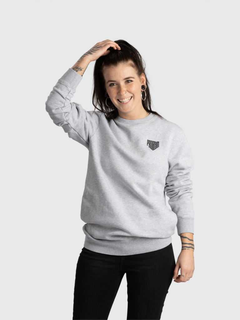 3_3280003_Logo-Graphic-Crew-Sweater_front_Hannah-scaled-1.jpg