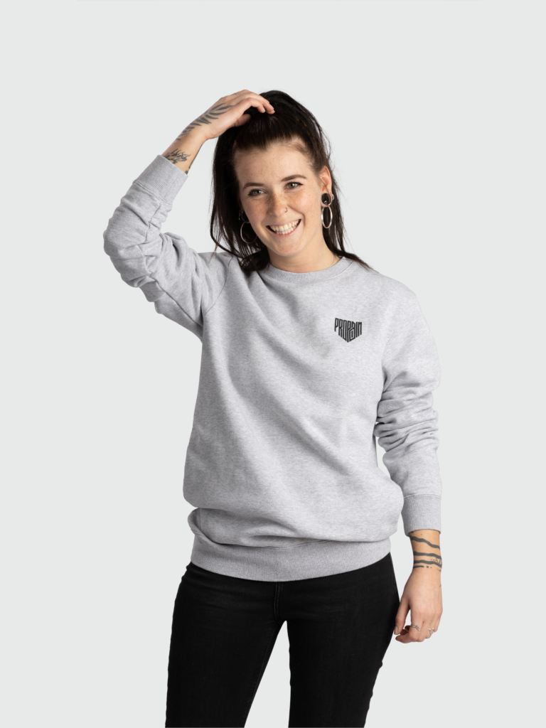3_3280003_Logo Graphic Crew Sweater_front_Hannah