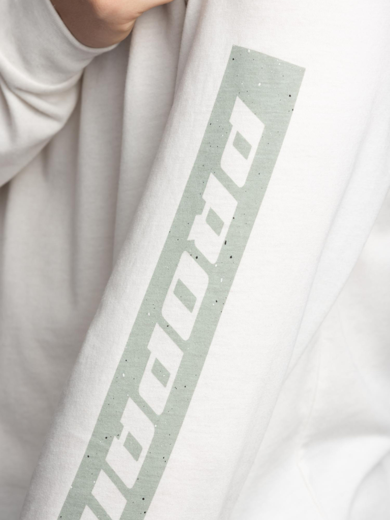 8_5211013_Propain Logo LS Tee CHALKY WHITE_Detail